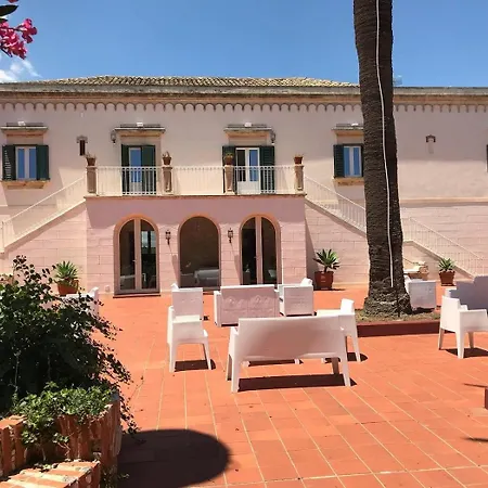 Isola Charm - A Historic Near Punta Del Pero