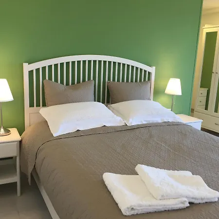 Bed & Breakfast Isola Charm - A Historic Near Punta Del Pero Syracuse